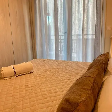 Athinas Διαμέρισμα *