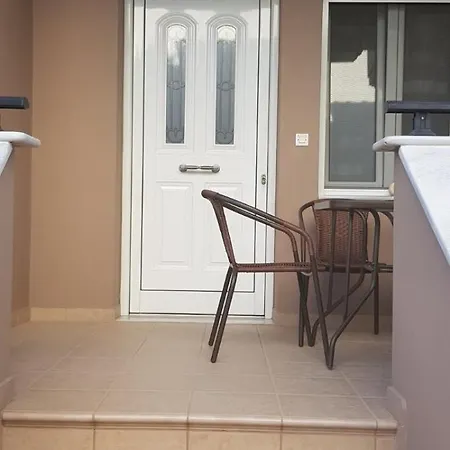 Athinas Διαμέρισμα Λιμένας