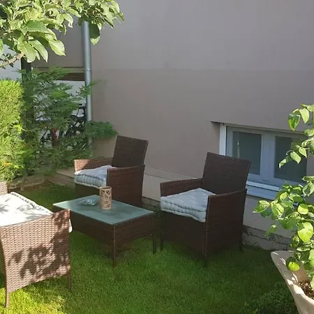 Athinas * Λιμένας